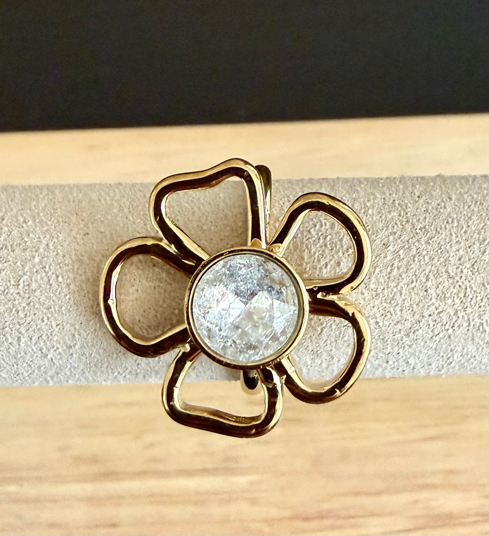 Gouden Open Bloem Ring met Kristal
