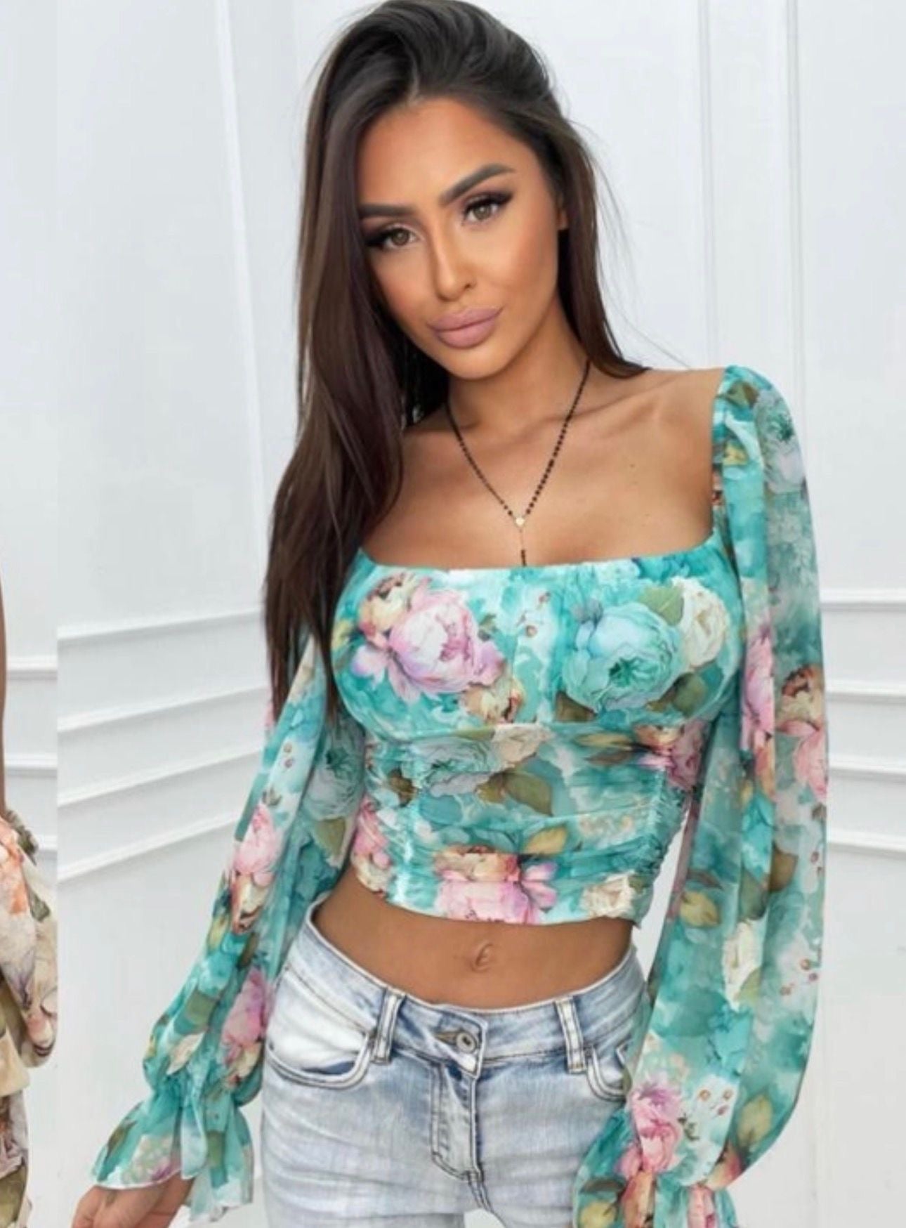 Bloemen Chiffon Crop Top Turquoise