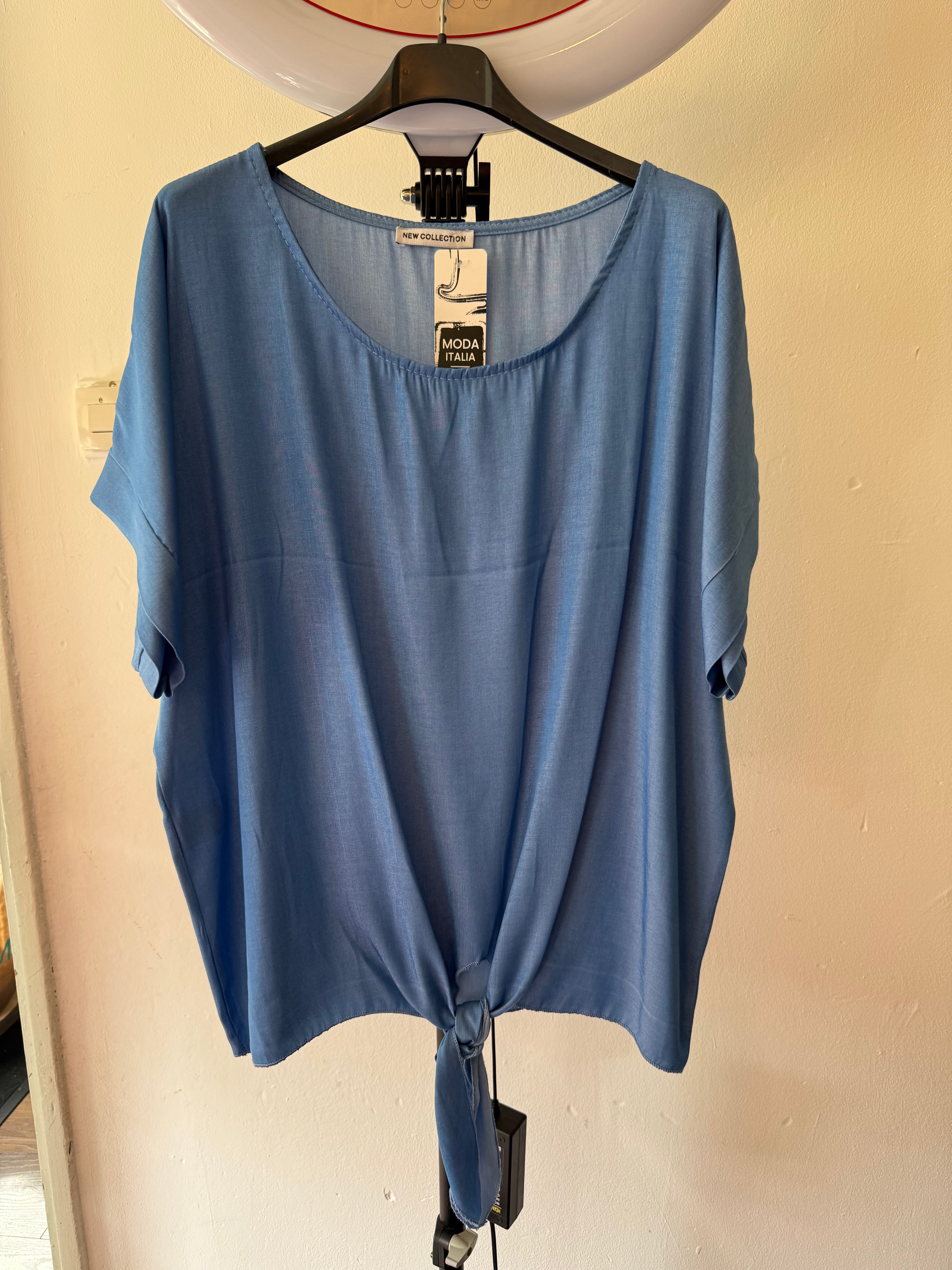 Blauwe shirt met strik - Plussize