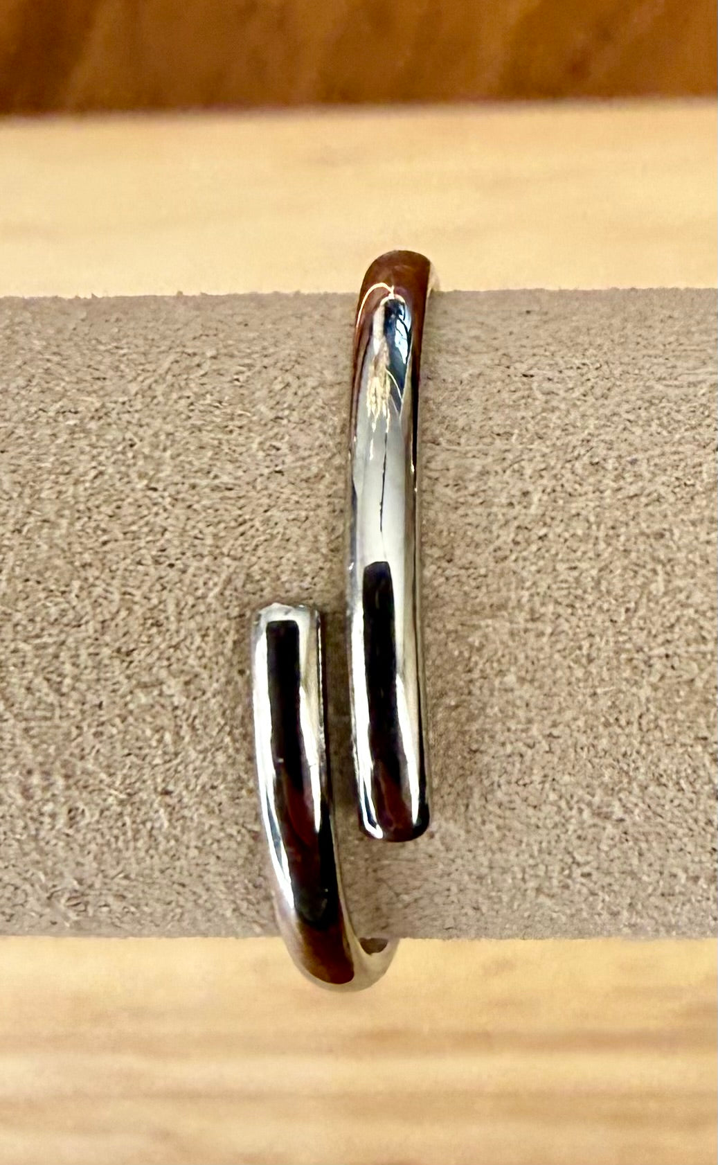 Zilveren Bloem Ring met Kristal